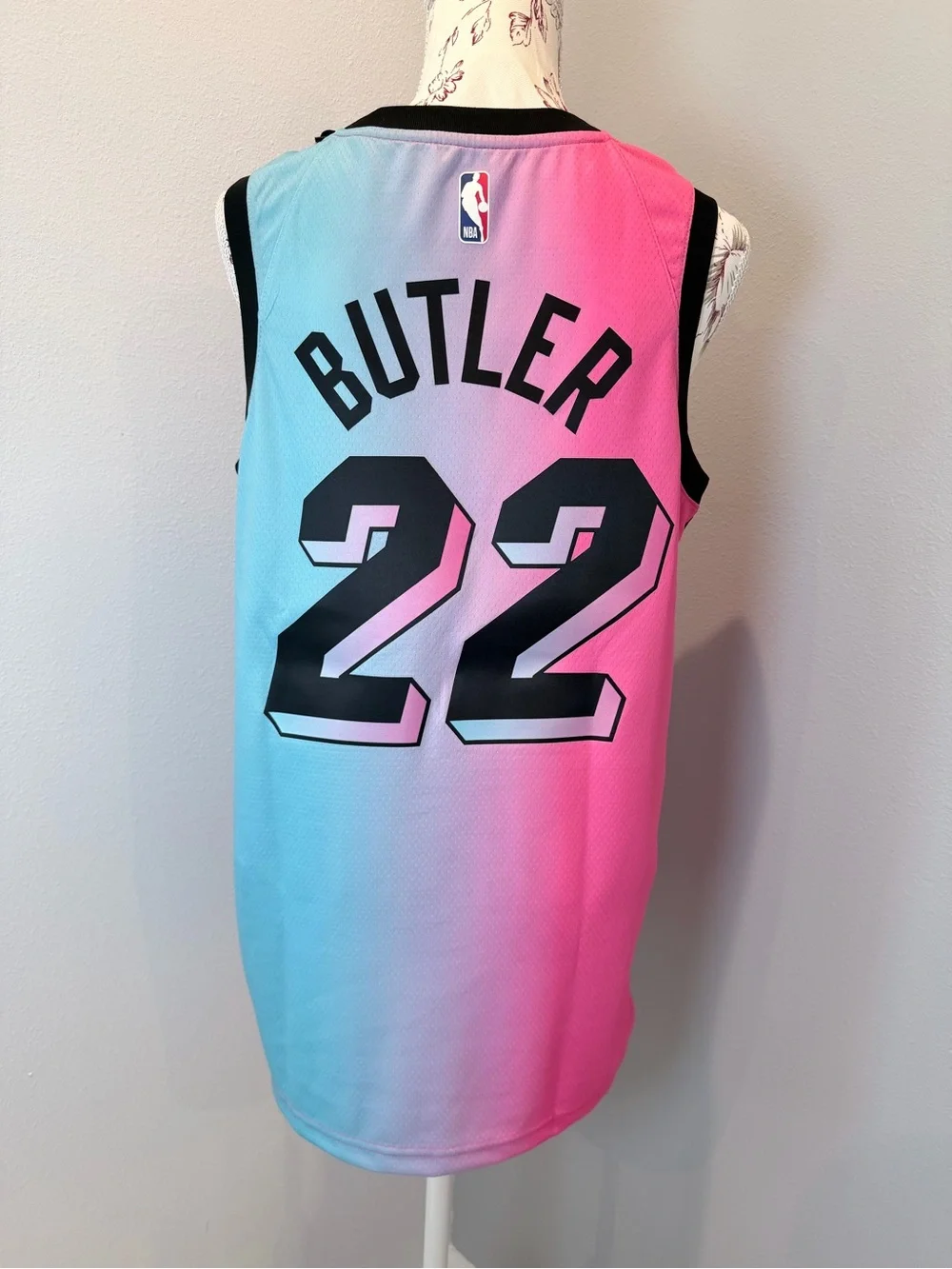 NWT Nike Miami Heat Jimmy Butler #22 ViceVersa Swingman Jersey Men’s DRI FIT M